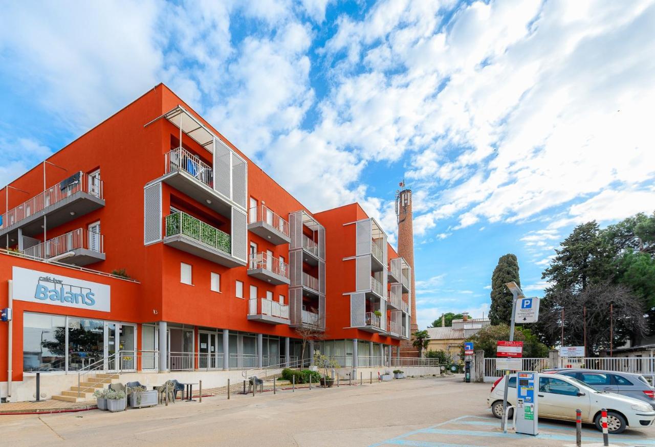 Apartment Ares 13 In Umag Center Εξωτερικό φωτογραφία